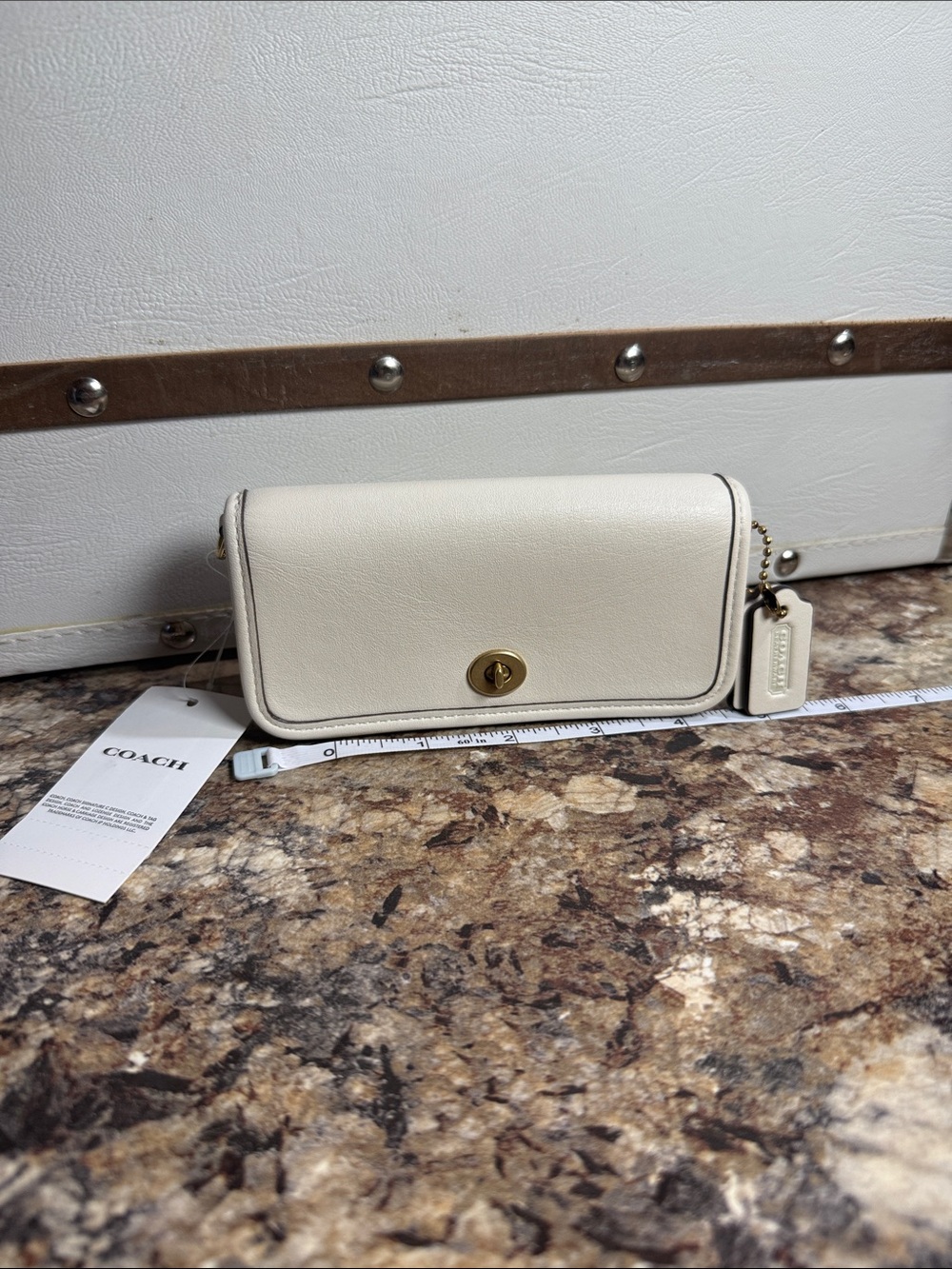 Coach limited re-edition 1974 the dinky mini